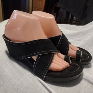 Donald J Pliner GYER Wedge Heels Sandals